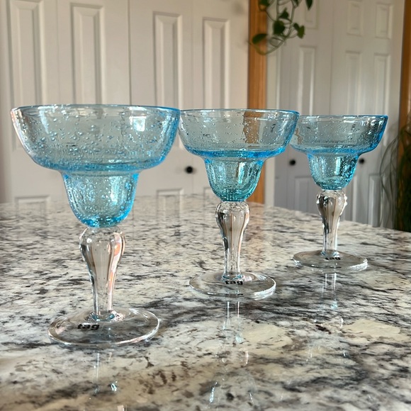 NWT Set of 3 Tag Hand Blown Turquoise Bubble Margarita Glasses - Picture 6 of 8